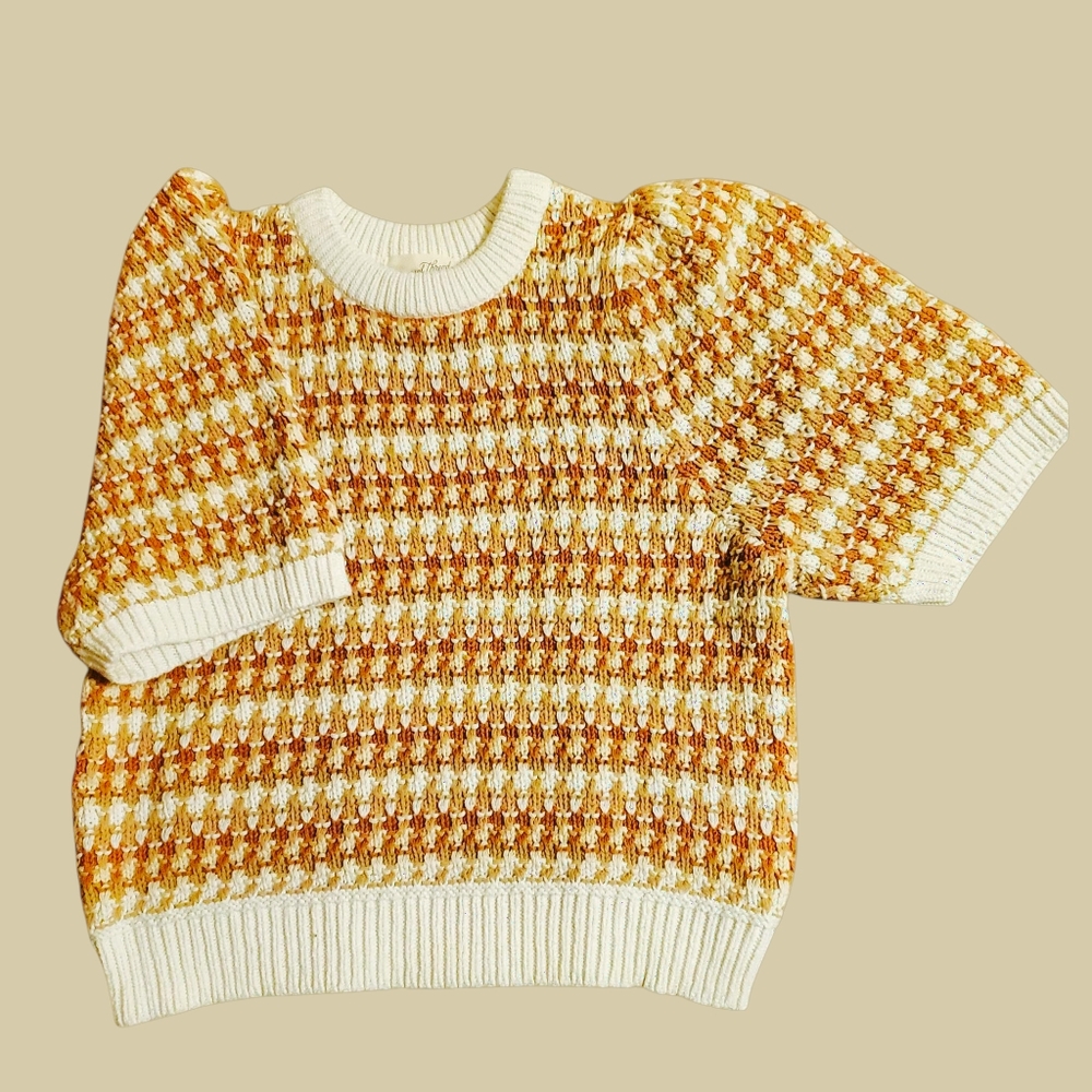Knitted Top Large BrownTan Beige Cream color Short puff Sleeves